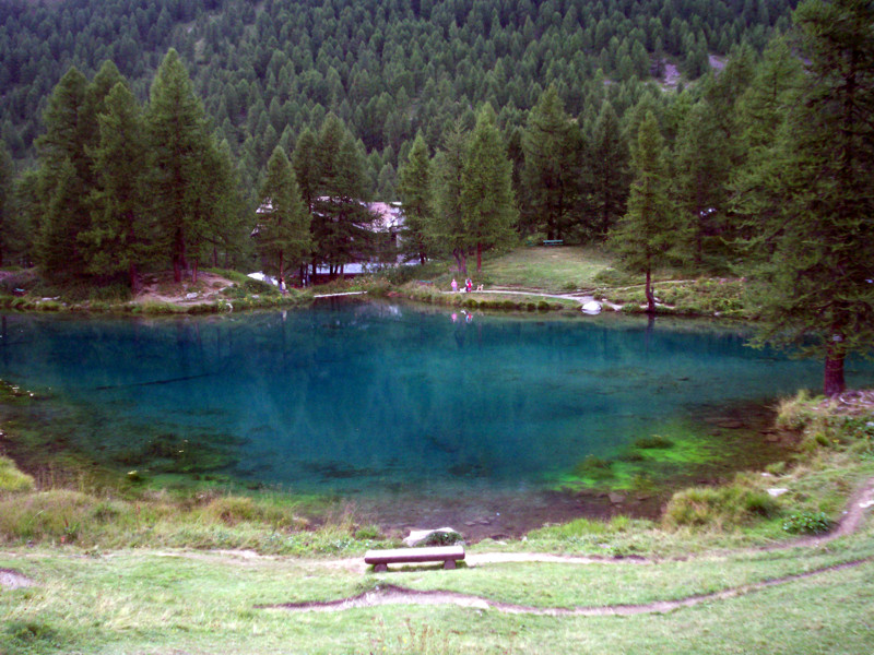 La montagna ed il lago pi belli del mondo